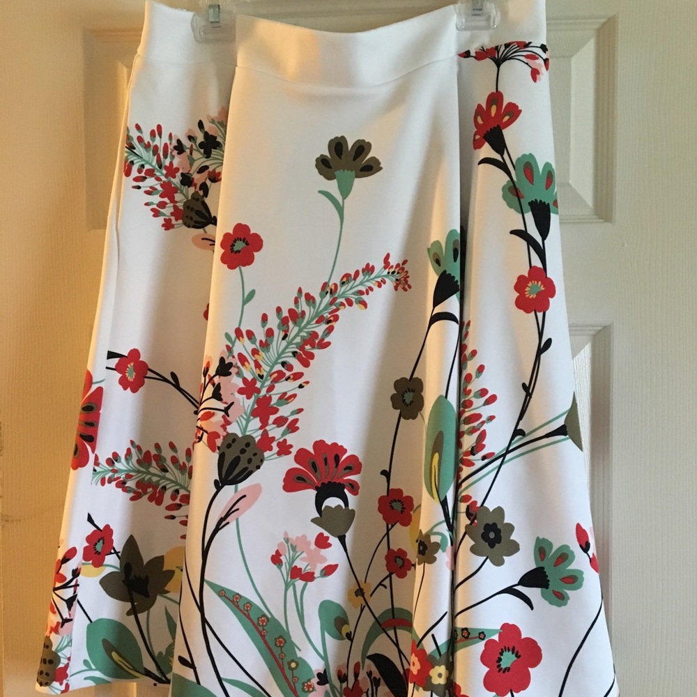 NY&Co skirt