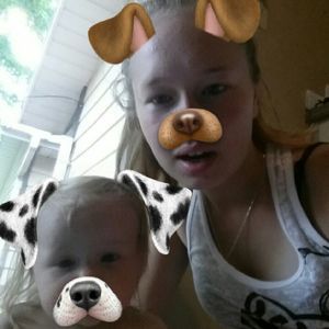 Meet your Posher, Elaina