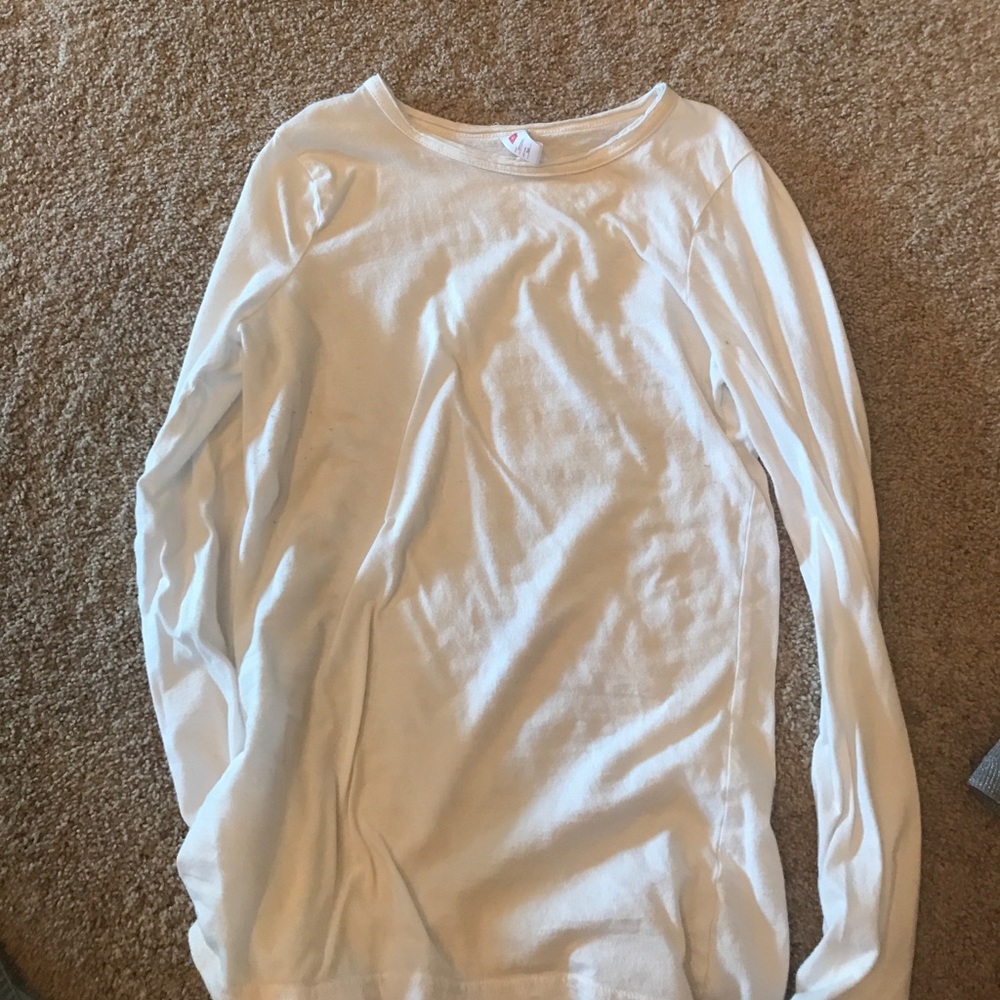 White tissue tee