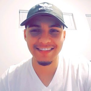 Meet your Posher, Uriel