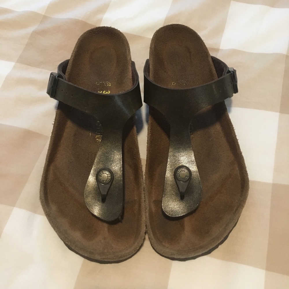 Birkenstock Giseh Sandals - Golden Brown