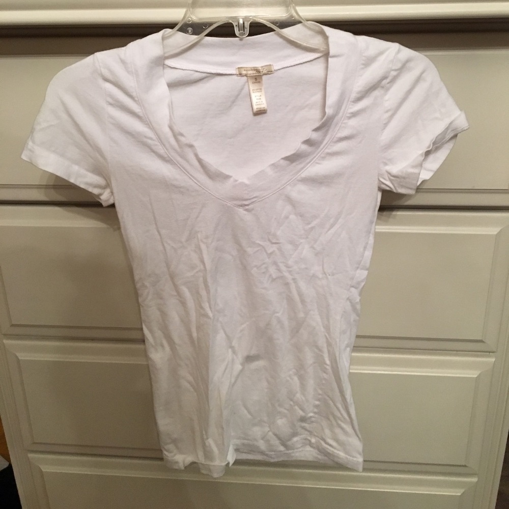 White tshirt