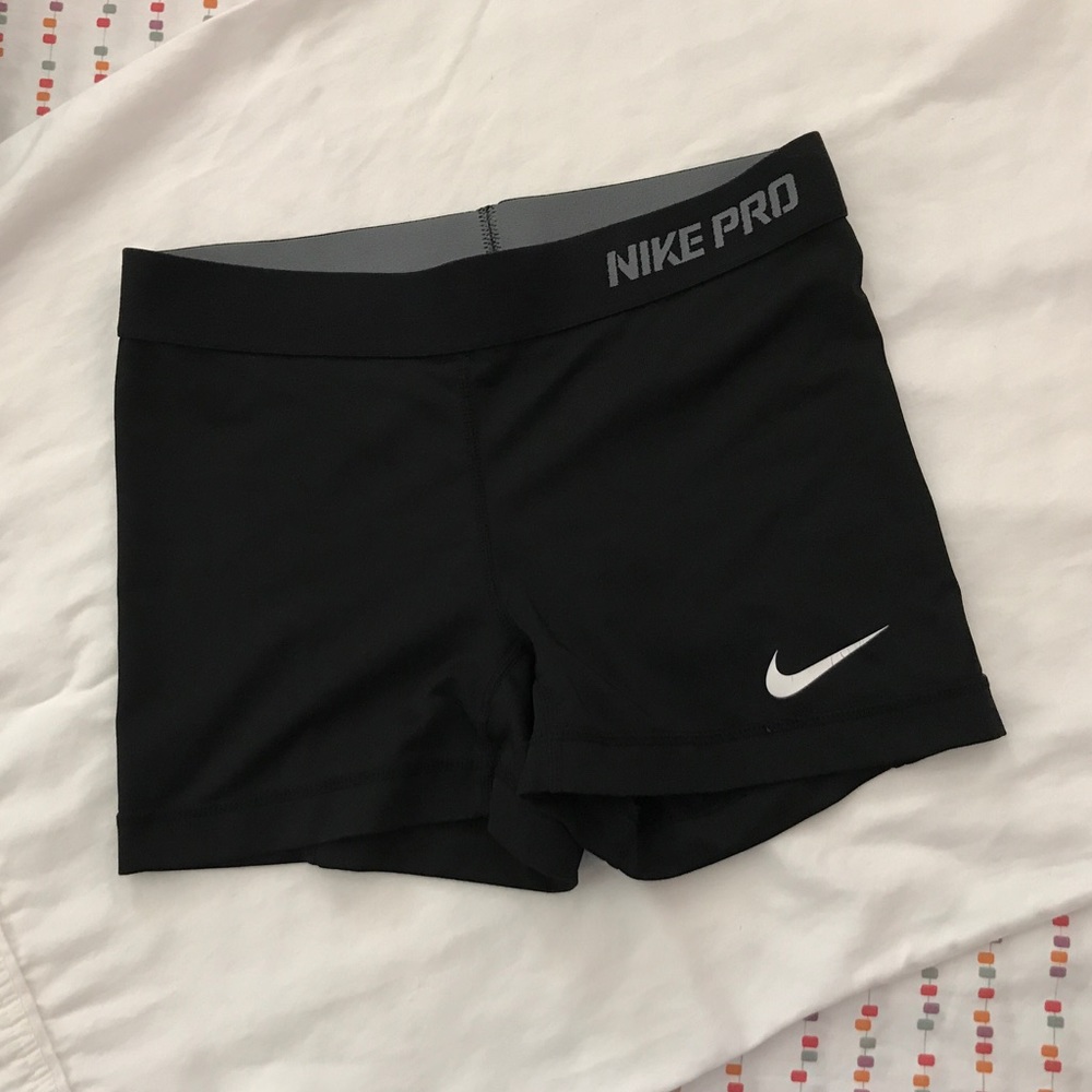 NIKE PRO Shorts, Size Small