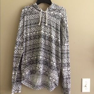 LA: Hearts aztec hoodie