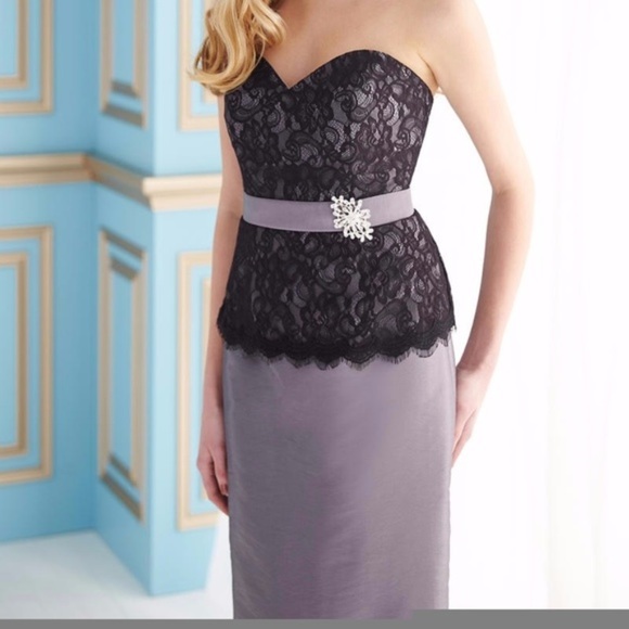 Tea-length special occasion dress. Sage. EUC - Picture 6 of 8