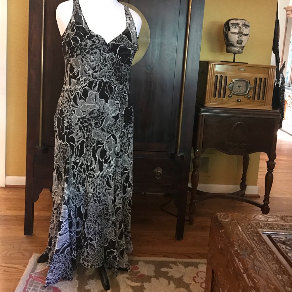 Jones New York silk black and white print dress