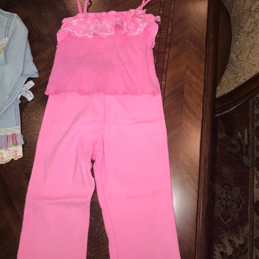 Kids Matching Set Gently Worn