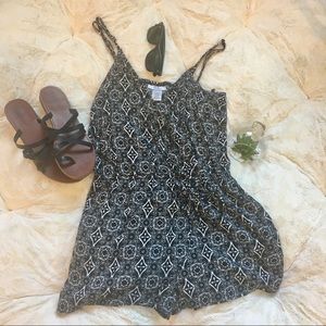 Joe B Black White Pattern Romper With Straps