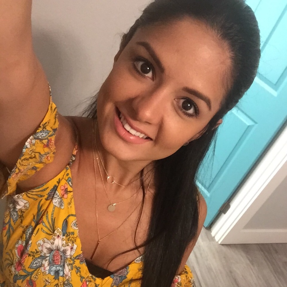 Meet your Posher, Stephanie