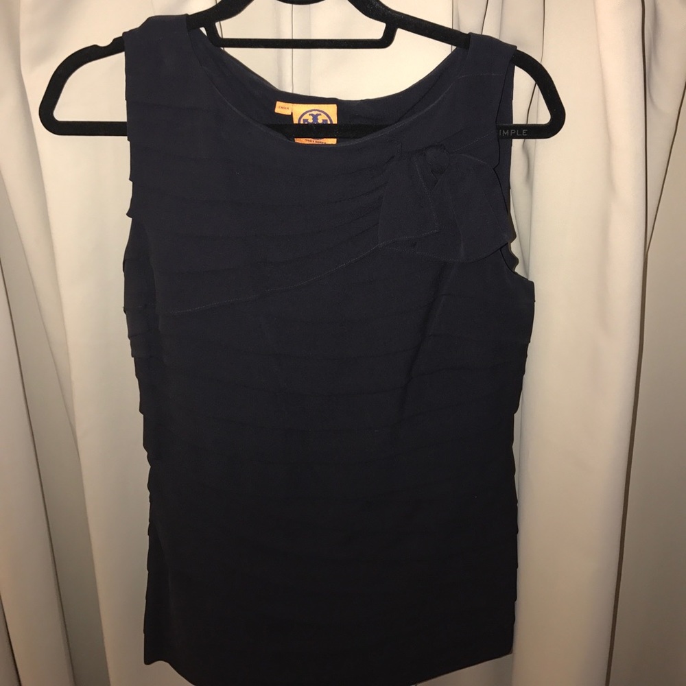 Tory Burch Ruffle Tank Top 💙