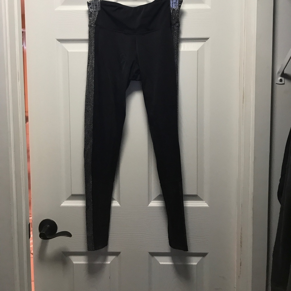 Onzie leggings