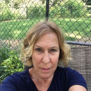 Meet your Posher, Debra