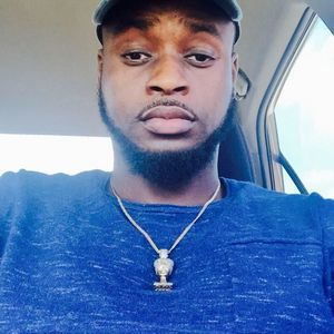 Meet your Posher, Pierre