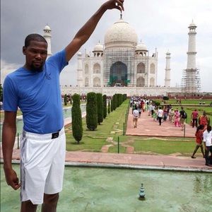 Meet your Posher, Byron