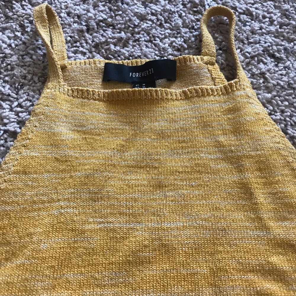 Cropped sweater tank