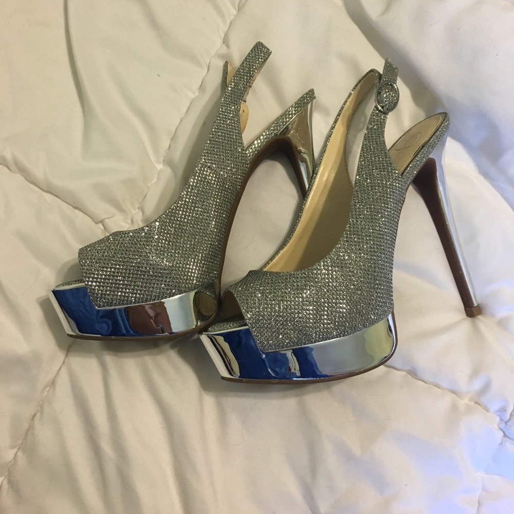 only worn once silver Jessica Simpson heels