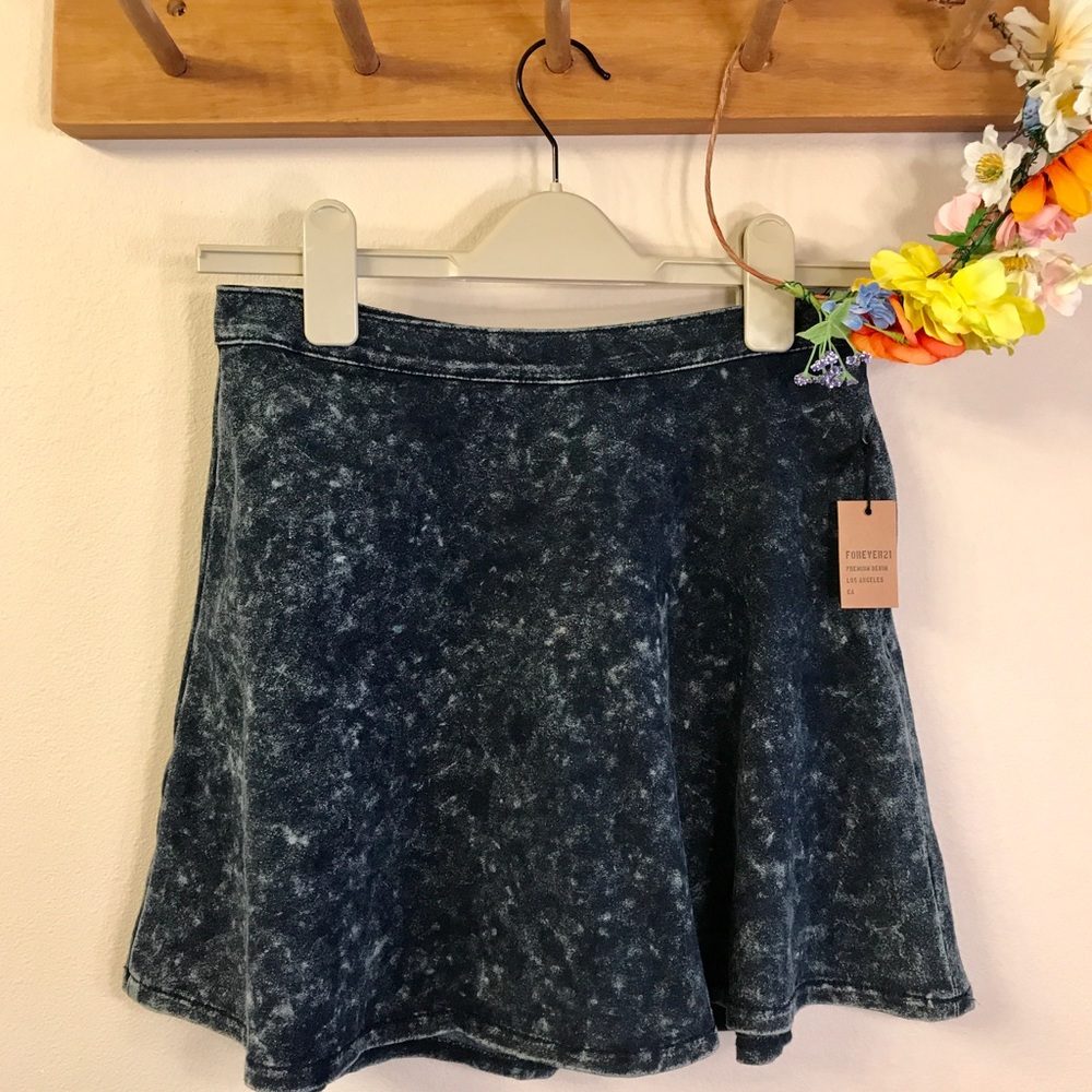 Forever 21 Skirt NWT