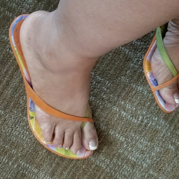 Shoe - Picture 4 of 5