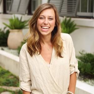 Meet your Posher, Lauren