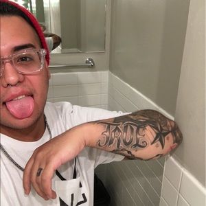 Meet your Posher, Jonathan