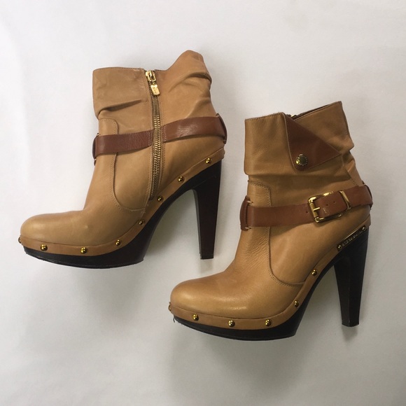 BCBGeneration Shoes - ⚡️Flash Sale BCBGeneration Leather Tan Booties, 7