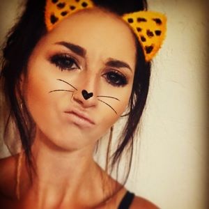 Meet your Posher, Shell