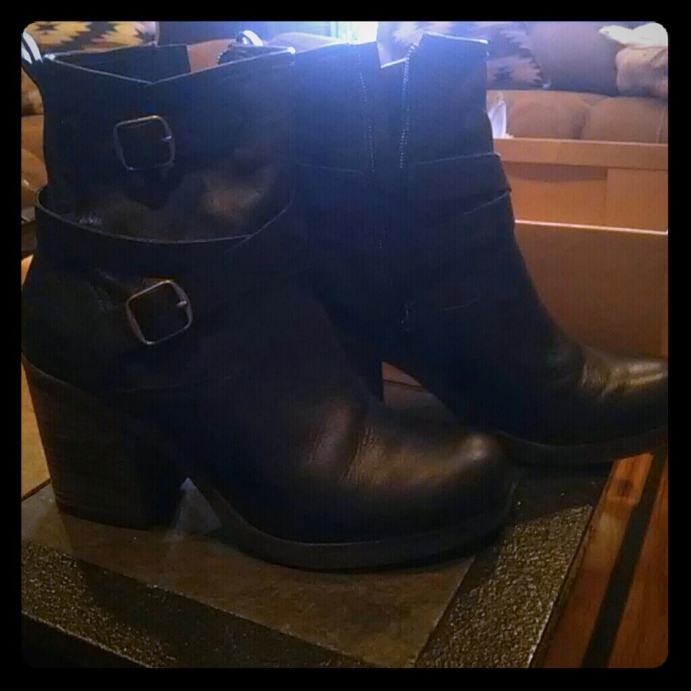 Lucky Brand "Dean" boots