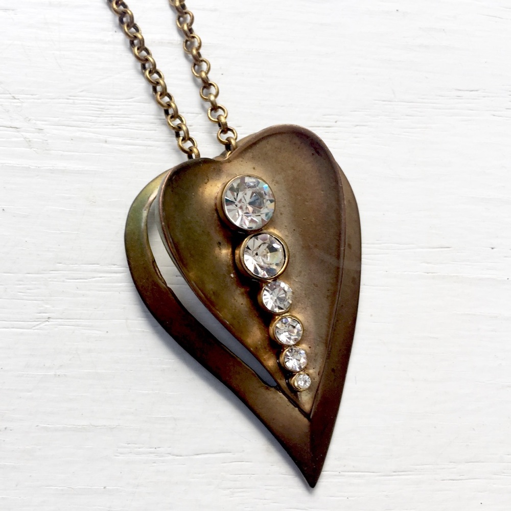 Gold leaf pendant necklace