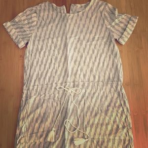 Cute linen dress, so comfy