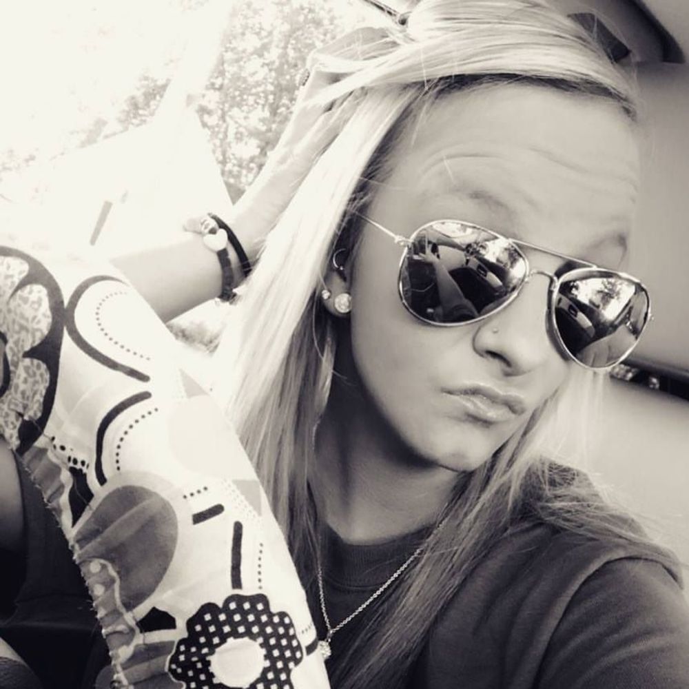 Meet your Posher, Jasmine