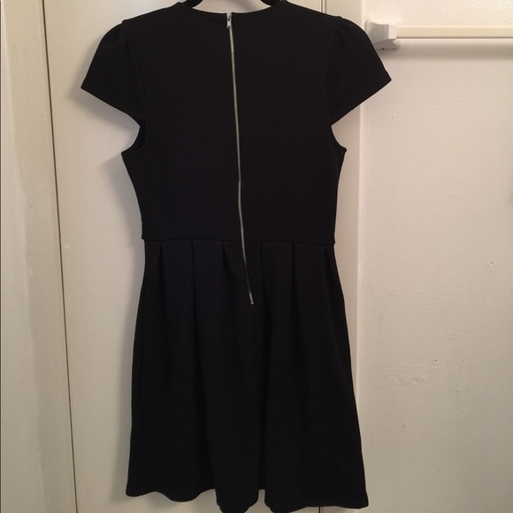 One Clothing Dress Small - Picture 4 of 7