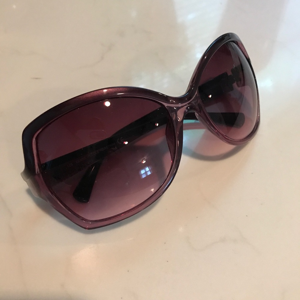 Kenneth Cole Reaction sunglasses