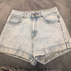 High waisted PacSun shorts