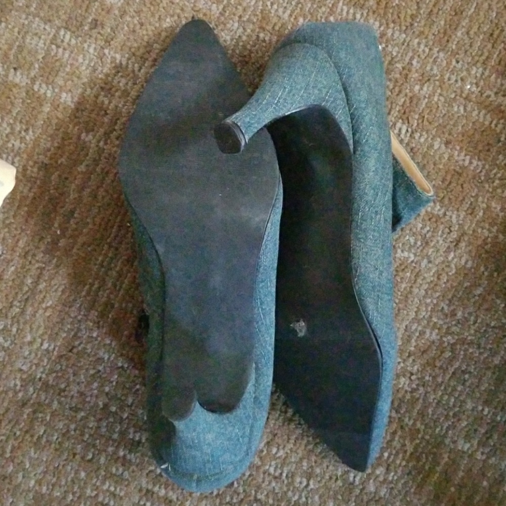 Boot - Picture 4 of 6