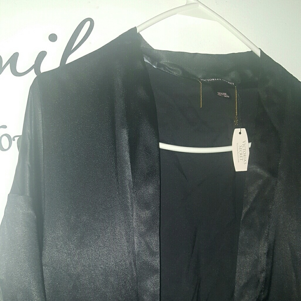 New Victoria Secret Set - Picture 2 of 2