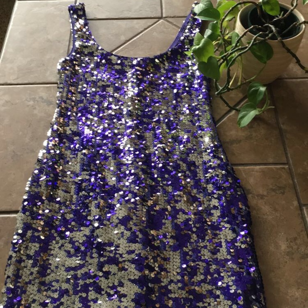 🔥 Gorgeous Sequenced Dress