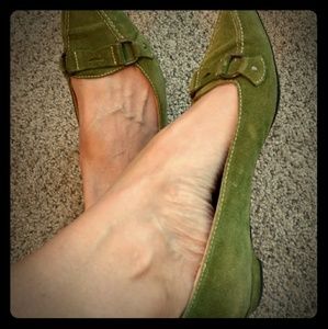 J Crew green suede pointy toed flats