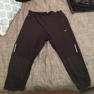 Nike Capri Workout Pants with cute netted detail!
