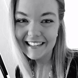 Meet your Posher, Stefanie