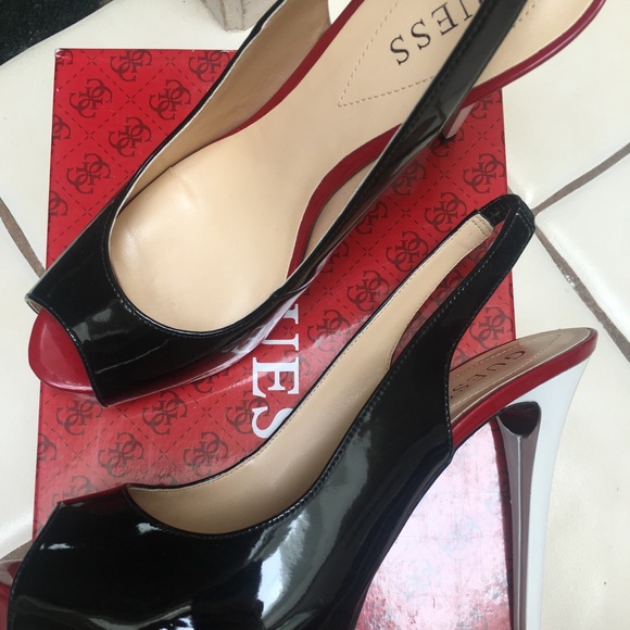 Guess Black shoes size 9 - Picture 1 of 5