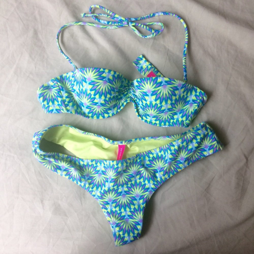 Victoria's Secret bikini set