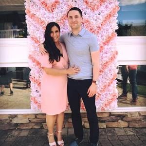 Meet your Posher, Lara