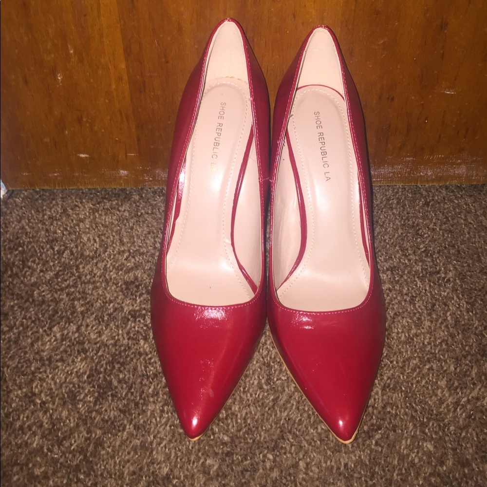 Red Pumps!