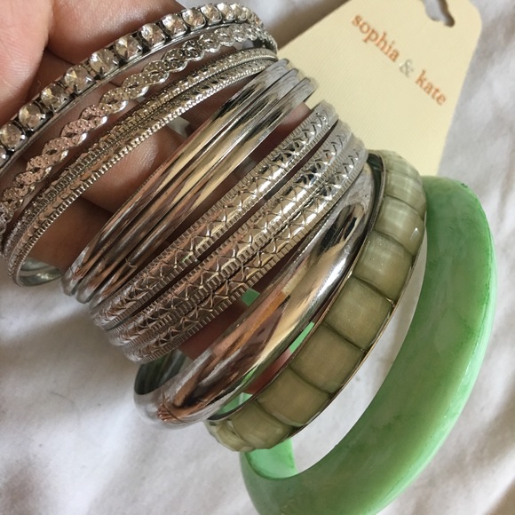 Bracelets - Picture 2 of 2