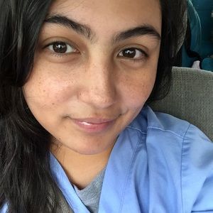 Meet your Posher, Elizabeth