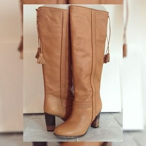 Comptoir des Cottoniers leather boots.  Size 37.