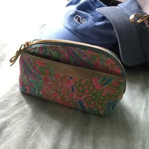 Lily clutch