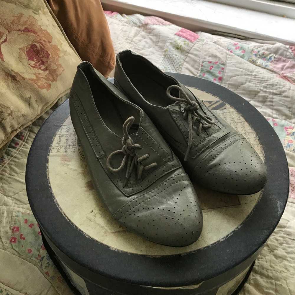 F21 Gray Oxford Flats