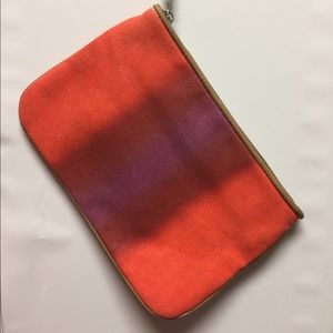 Ombré clutch