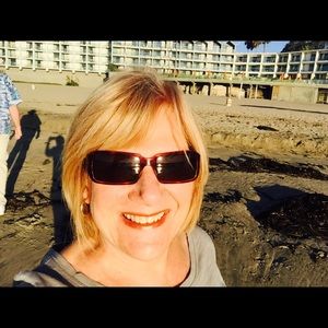 Meet your Posher, Diane